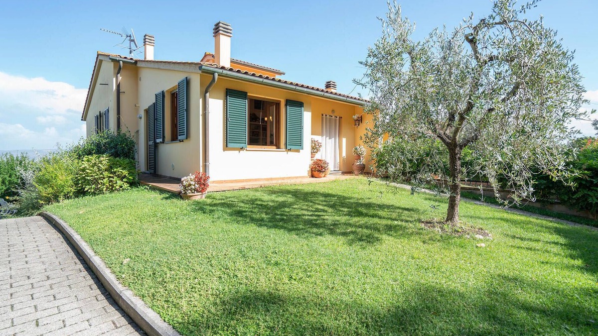Lajatico House | Beautiful home in Lajatico -PI-