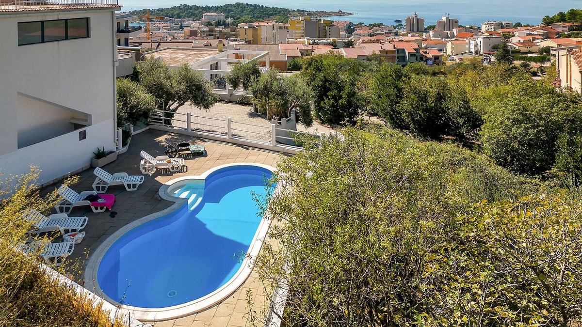 Makarska House | Beautiful home in Makarska with WiFi