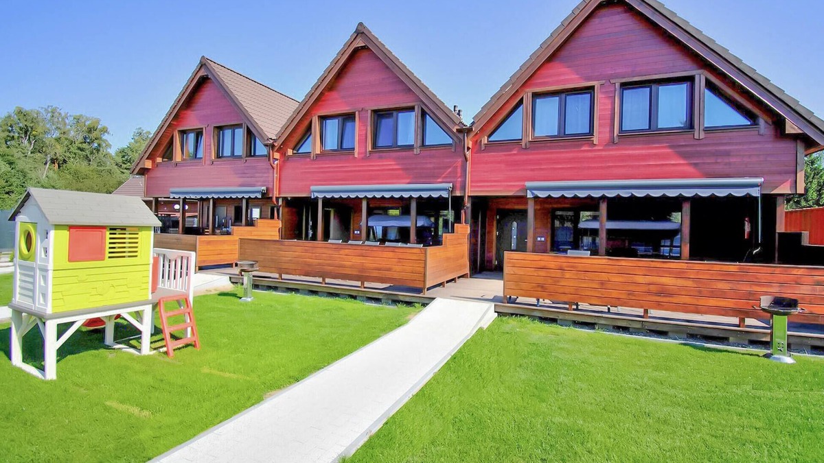 Mielno House | Beautiful home in Mielenko with WiFi