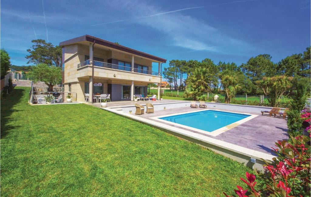 Montalvo House | Beautiful Home In Pontevedra With 4 Bedrooms, Private Swimming Pool And Swimming Pool