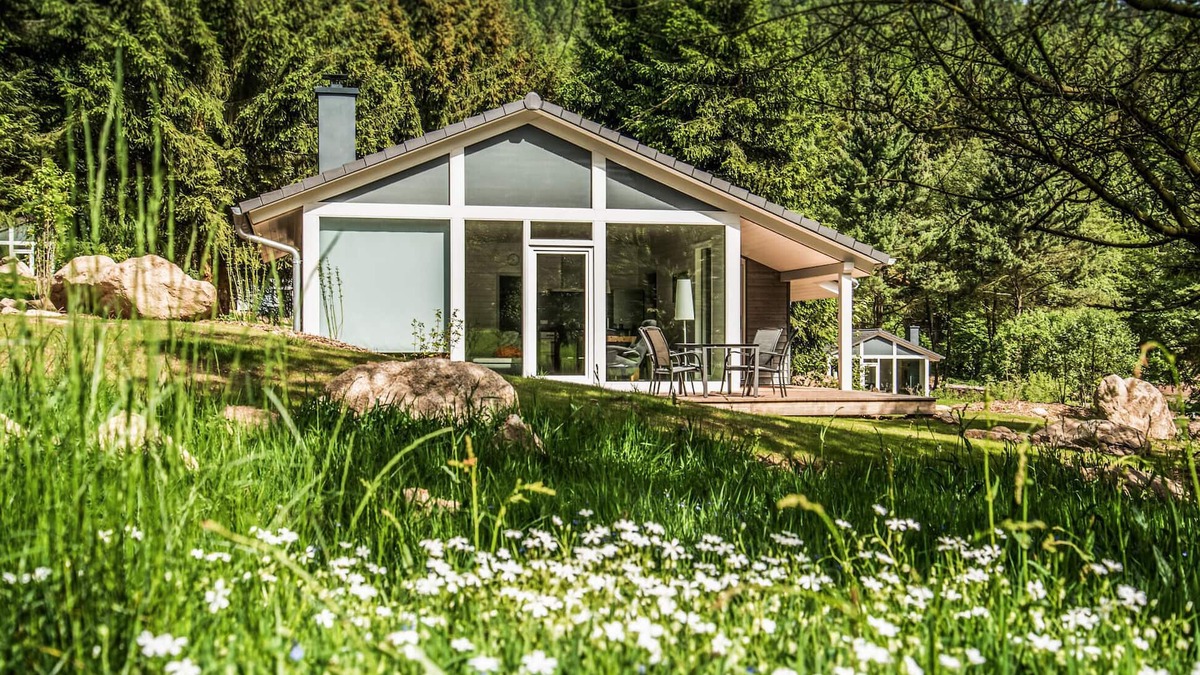 Ruhla House | Beautiful home in Ruhla with sauna