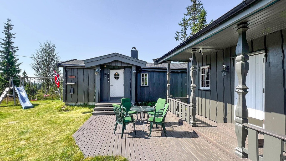 Sjusjoen House | Beautiful home in Sjusjøen with sauna
