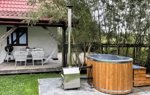 Szarejki House | Beautiful Home In Szarejki With Wifi