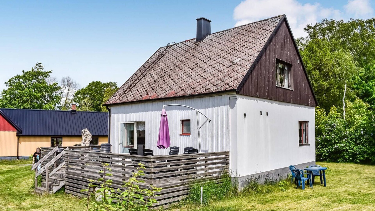 Bollerup House | Beautiful home in Tomelila with kitchen