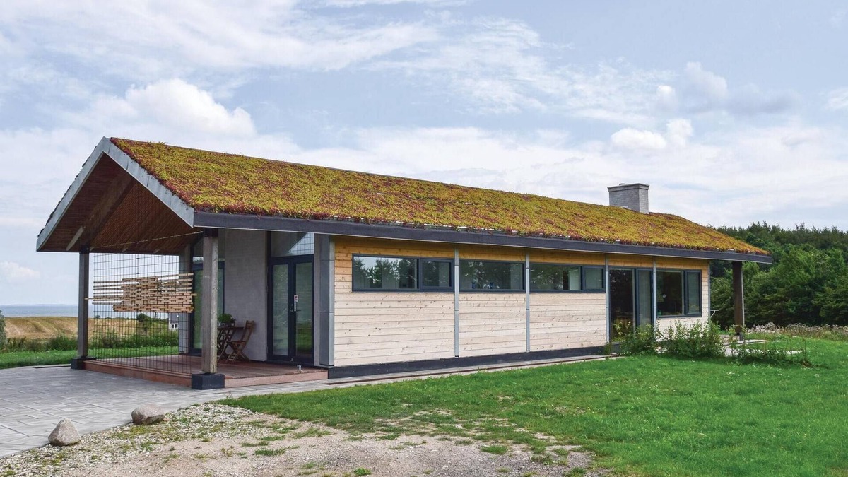 Tranekaer House | Beautiful home in Tranekær with WiFi