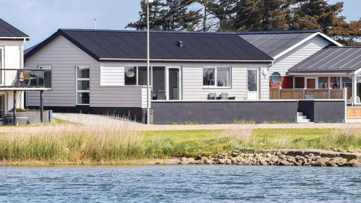 Thorsminde House | Beautiful home in Ulfborg with WiFi