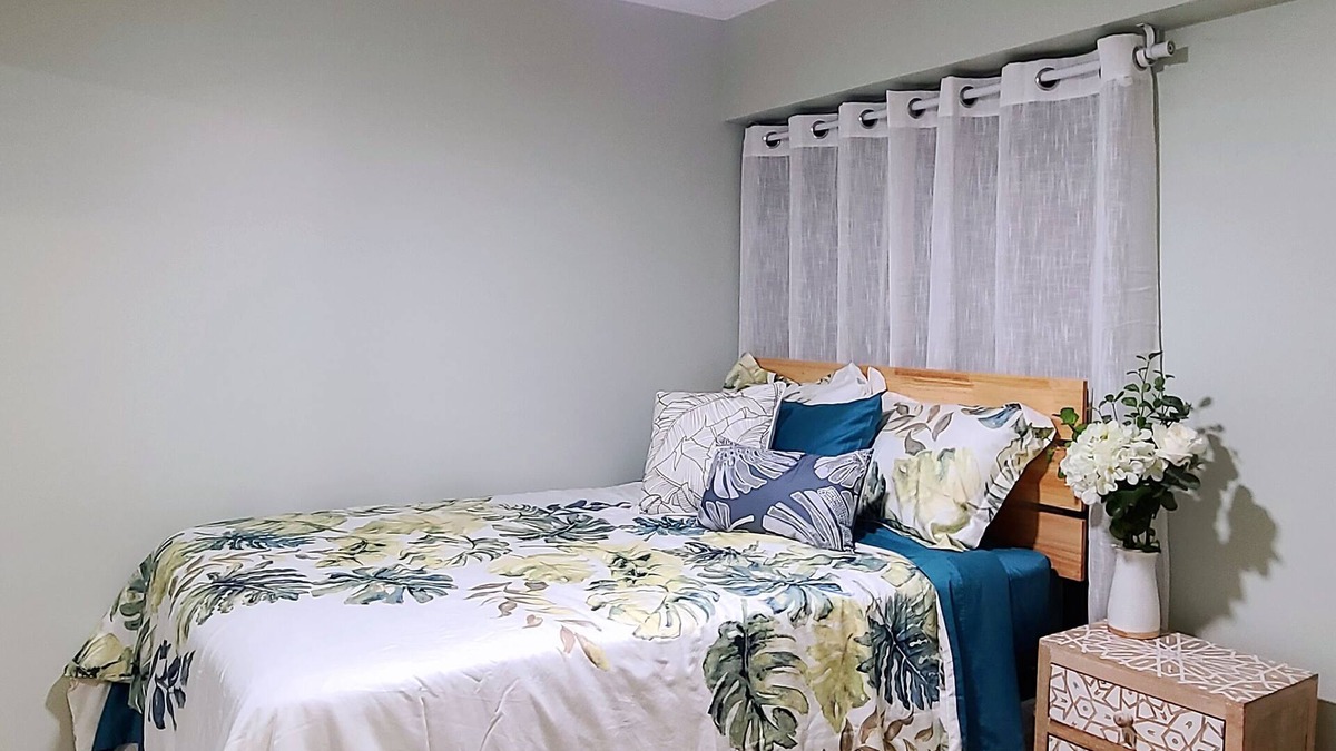 McCully - Moiliili Apartment | Beautiful Home near Waikiki, w/Car Rental and On-site Parking (4 Guests Max)