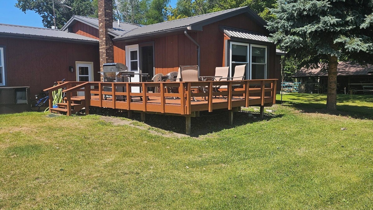 Au Gres House | BEAUTIFUL HOME ON SAGINAW BAY