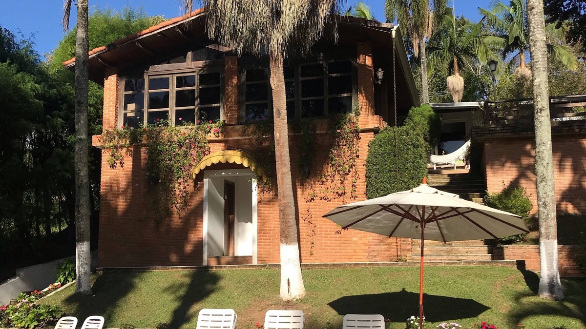 Ibiuna House | Beautiful house in gated community with 300MB Wi-Fi and private pool