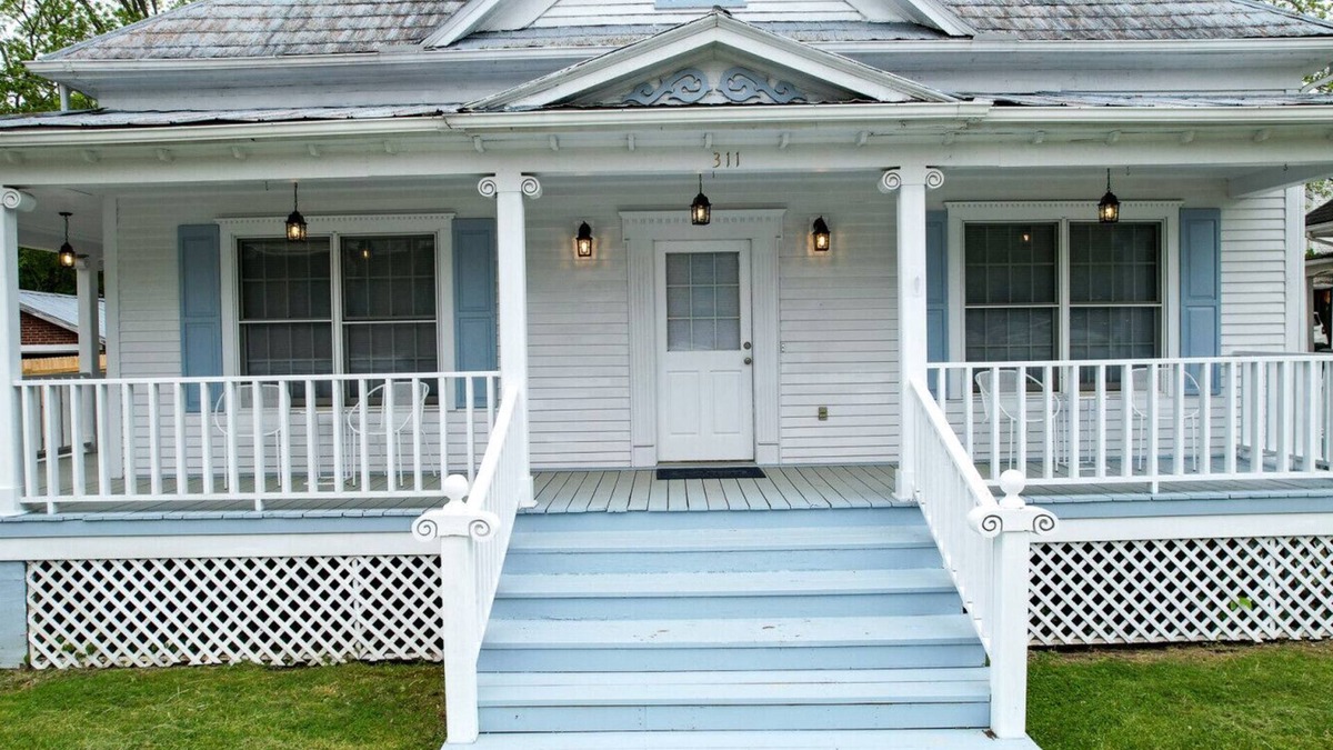 Greeneville House | Beautiful House in Johnson City