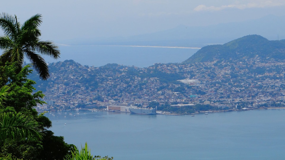 Las Brisas House | Beautiful House in Las Brisas Acapulco, amazing view. 3 persons Service included