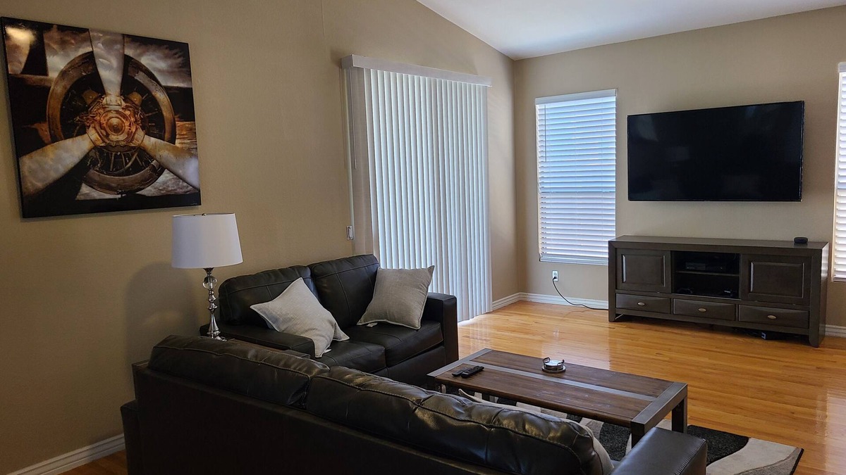 Neely Farms House | Beautiful House Near Downtown Gilbert! House is fully upgraded.