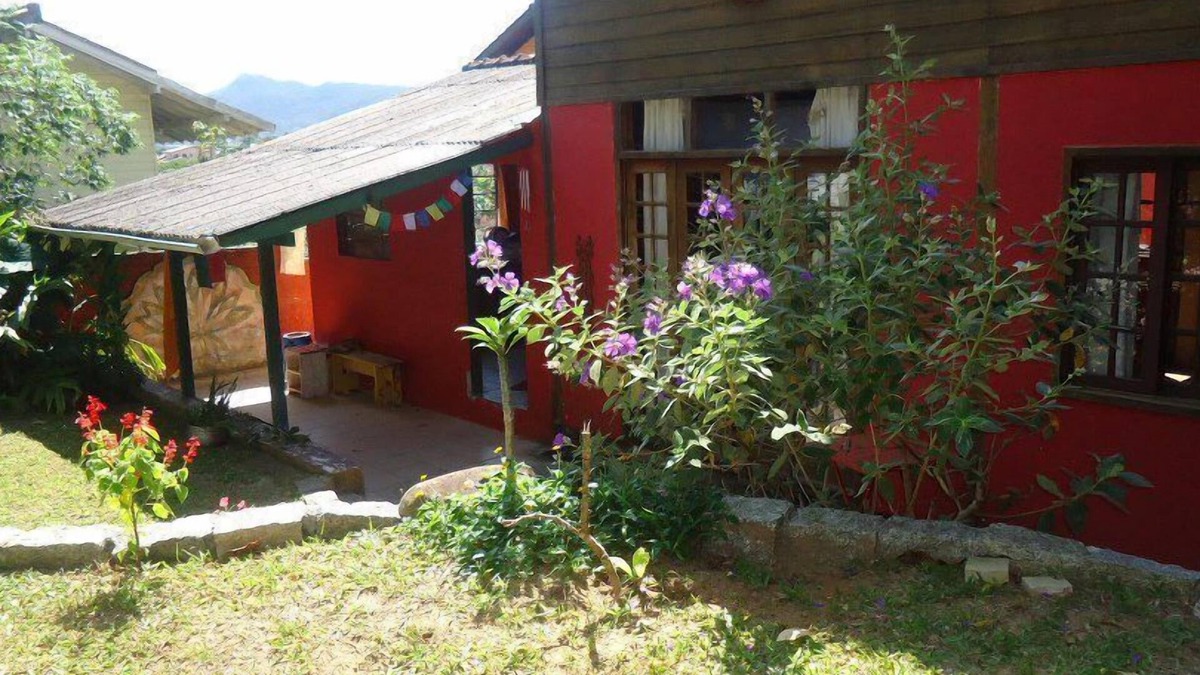 Acores House | Beautiful house three blocks from the beach. South of Florianópolis Island