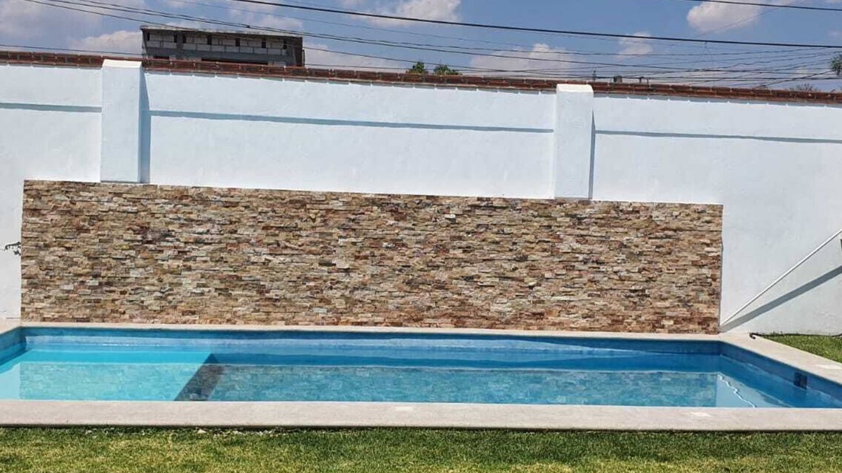 El Capulin House | Beautiful house with pool.