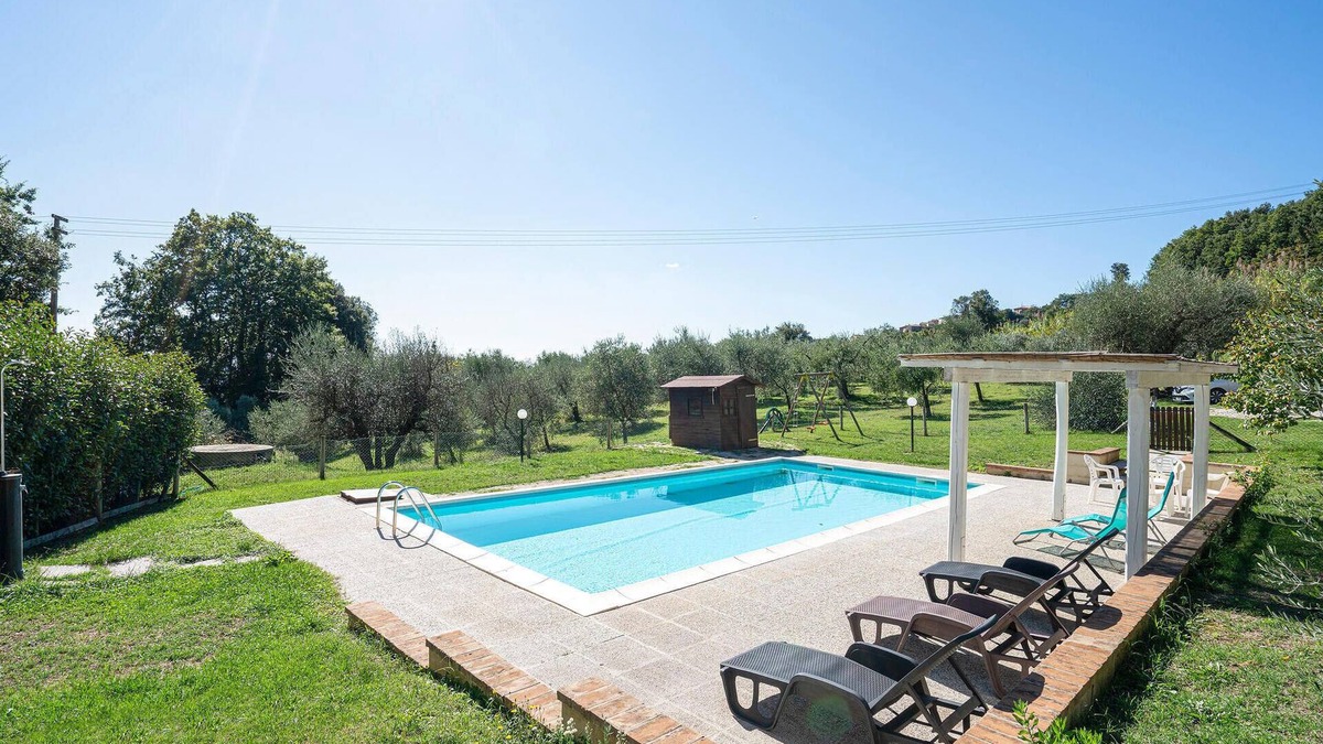 Monteverdi Marittimo House | Beautiful home in Monteverdi Marittimo