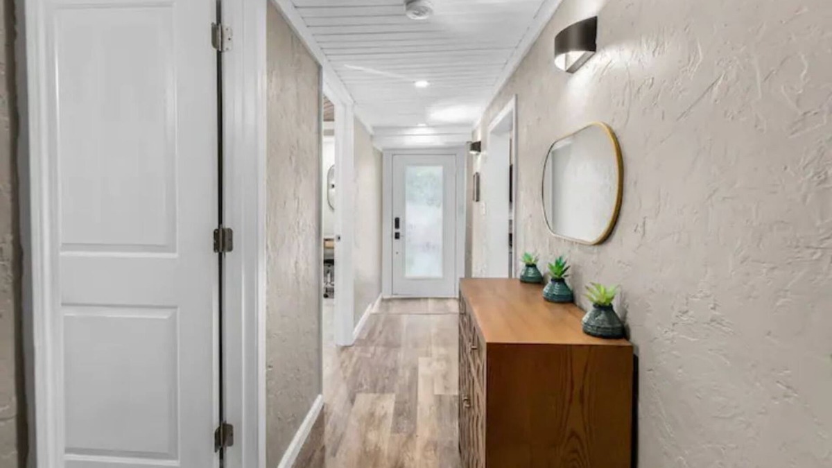 Lake Orion Apartment | Beautiful Lake Orion Home