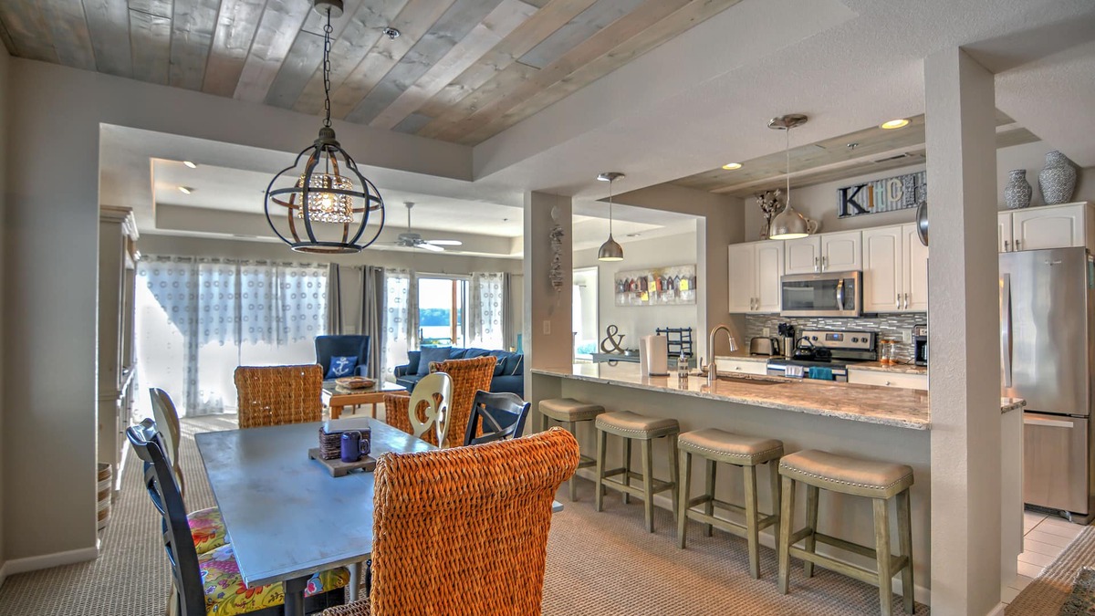 Lake Ozark Condo | BEAUTIFUL LAKE VIEW & JUST STEPS FROM THE POOL, 3BD/3BA CONDO W/12X40 BOAT SLIP