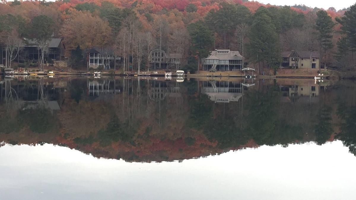 Waleska House | Beautiful Lakefront Home on Lake Arrowhead/2 full kitchens, 2 primary bedrooms