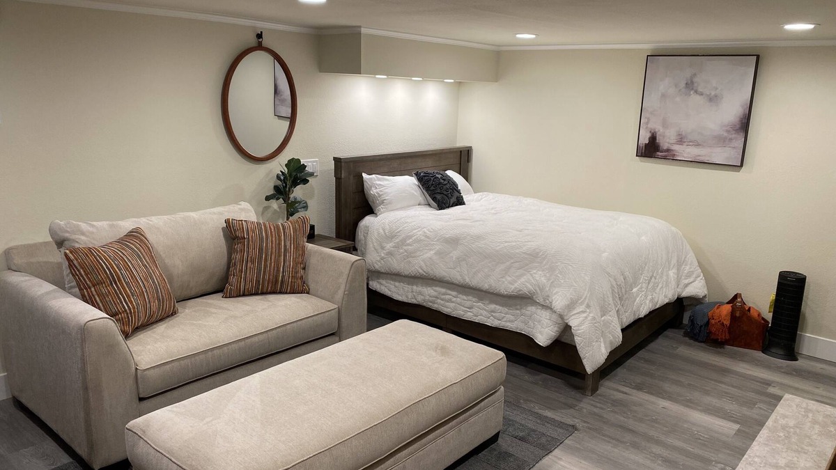 Civic Center Apartment | Beautiful & Large Garden Level Studio