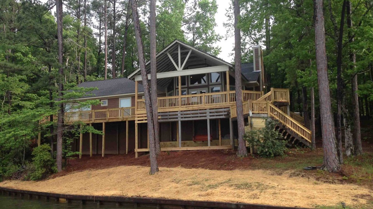 Little Kowaliga House | Beautiful Location For The Whole Family Including The Pets
