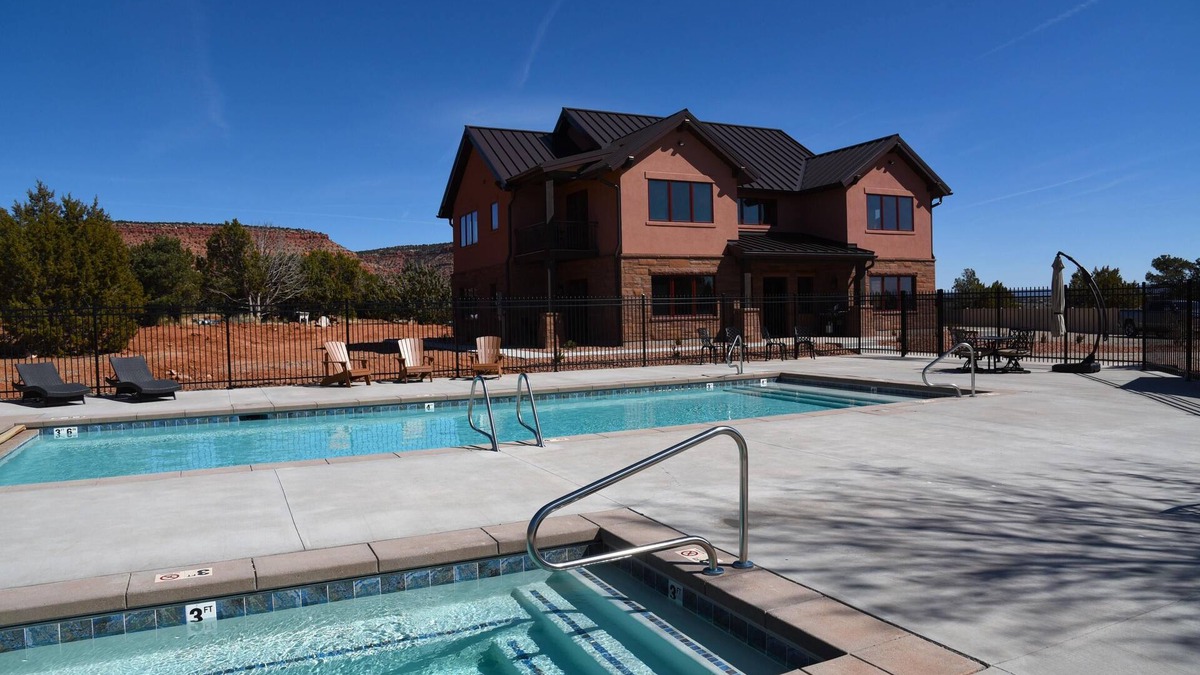 Kanab Cabin | Beautiful Lodge in Kanab, UT