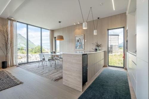 Vagan House | Beautiful lodge in Lofoten housing up to 6 guests!