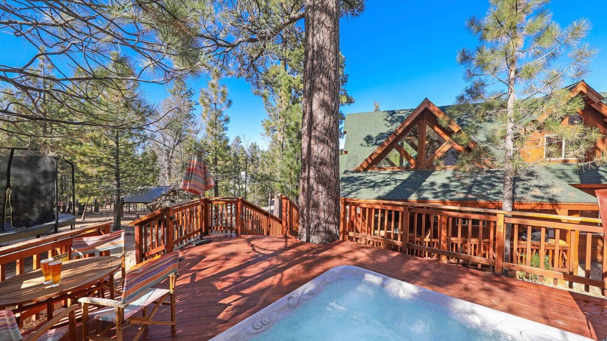 Evergreen Estates House | Beautiful log cabin. Luxury! Great for large families! Walk to snow summit!