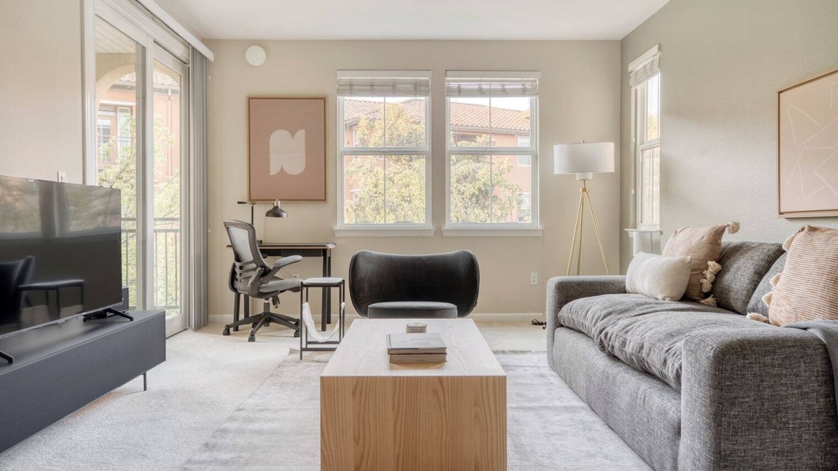 Los Gatos Apartment | Beautiful Los Gatos 2BR w/Gym, W/D & A/C, nr Creek trail, by Blueground