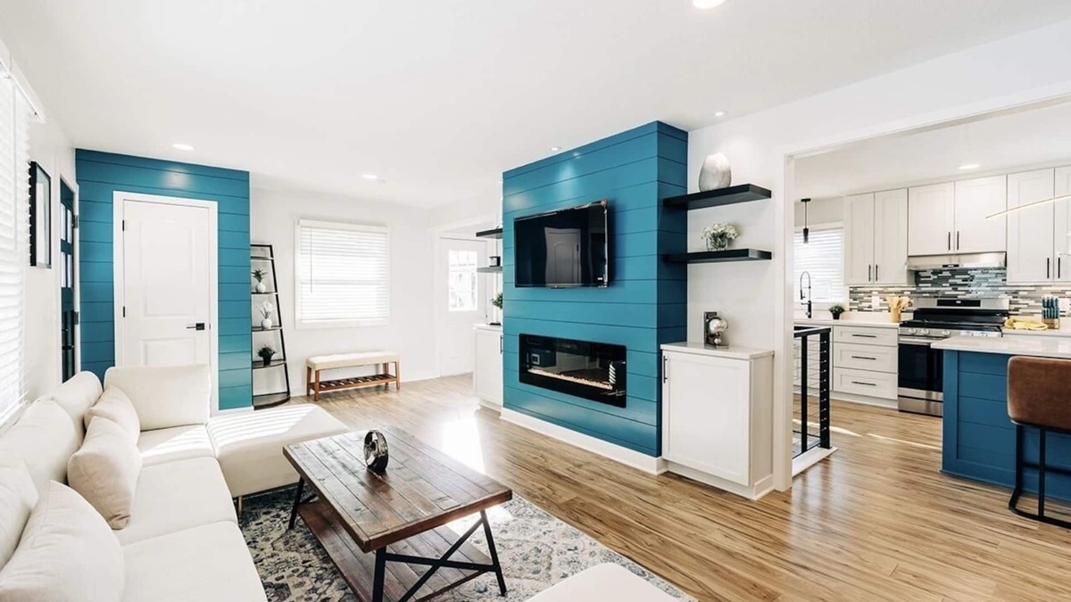 Cottage Grove House | Beautiful luxury 4BR/2BA recently renovated with open concept