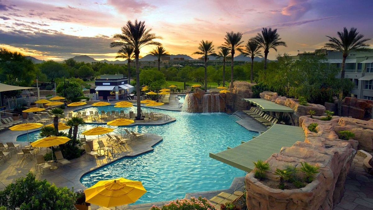 Kierland Condo | Beautiful Marriott Resort Villa in Phoenix - Sleeps 8 - Family Friendly!