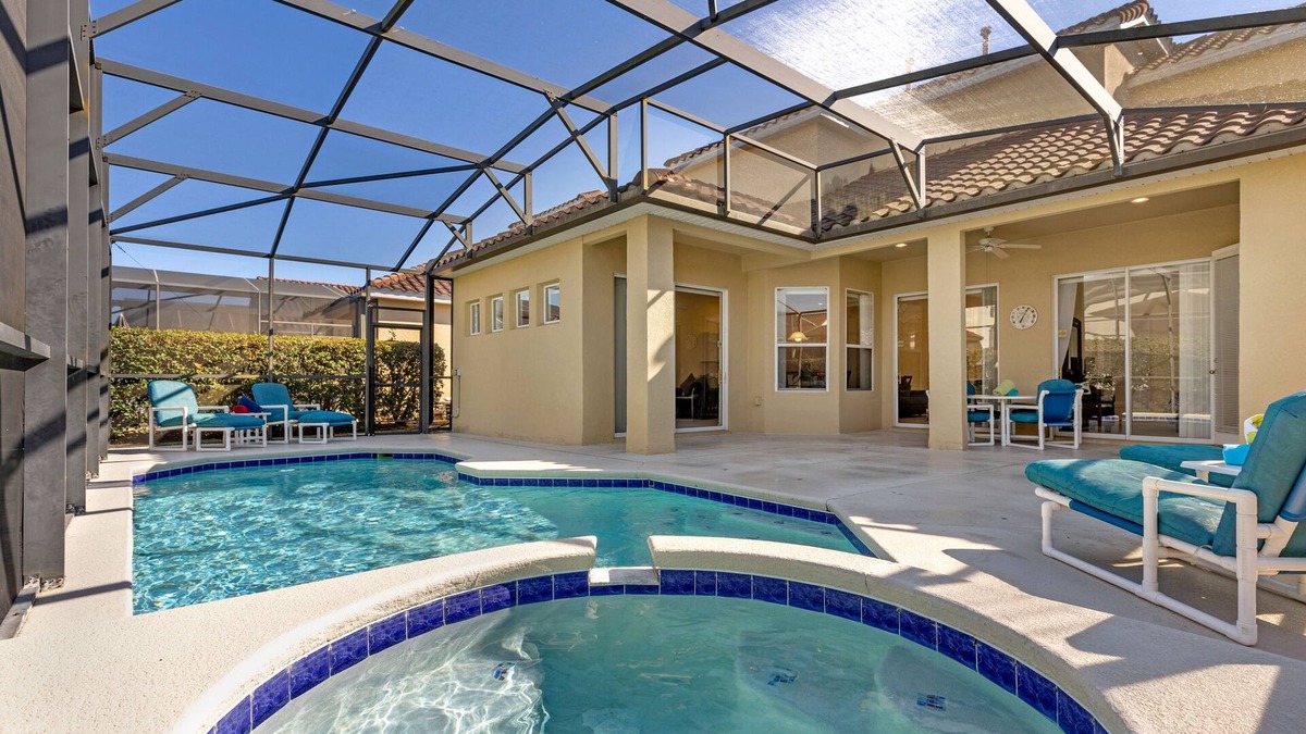 Tuscan Hills House | Beautiful Mediterranean Style Villa Close to Disney with Private Pool and Spa