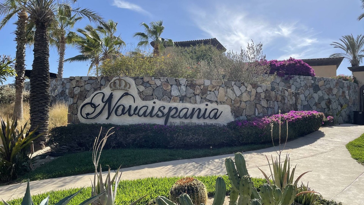 Bouvet Island Villa | Beautiful Mexican villa at Cabo San Lucas for large group getaway. Sleeps 12.