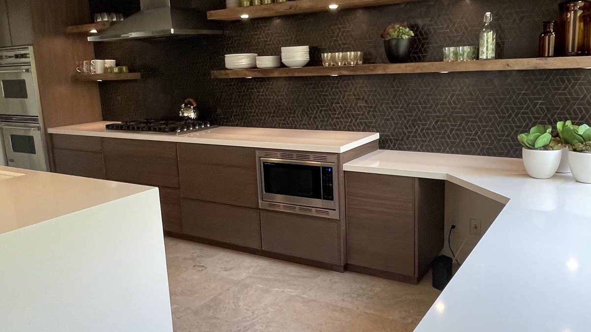 Lake Forest House | Beautiful Mid Centry light and bright remodeled home !