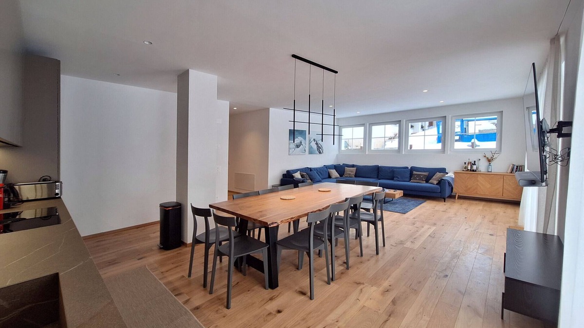 Saas-Fee Apartment | Beautiful & modern flat in Haus Silberdistel for 12 people