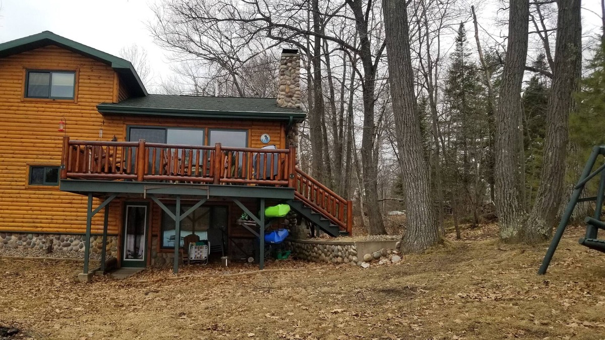 Rhinelander Cabin | Beautiful Modern Lake Front Cabin on Boom Lake