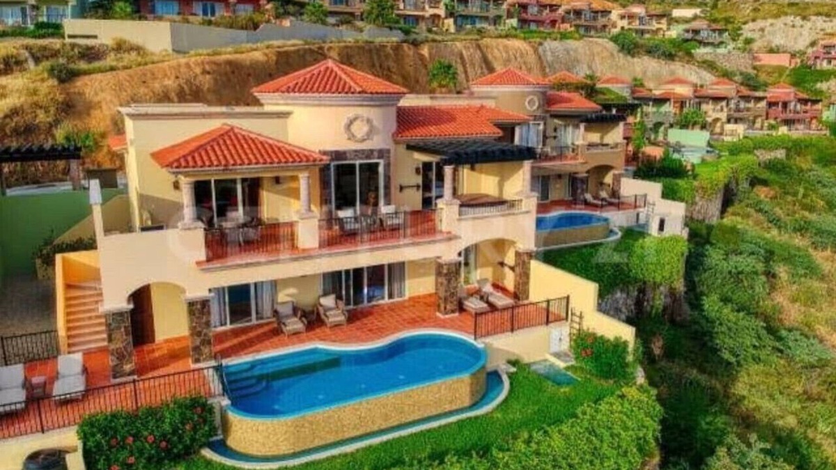 Paraiso Escondido Apartment | Beautiful Montecristo Villa - 3br/3.5 ba Sleeps 10