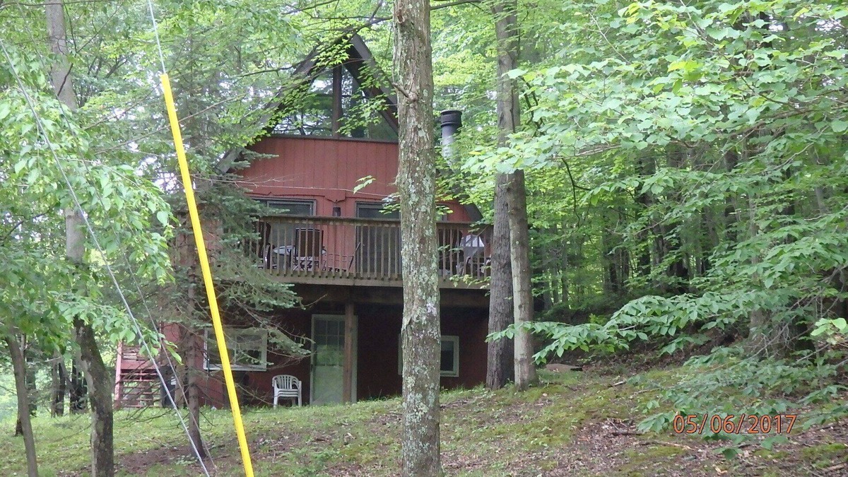 Treasure Lake Ski Chalet | Beautiful mountain getaway