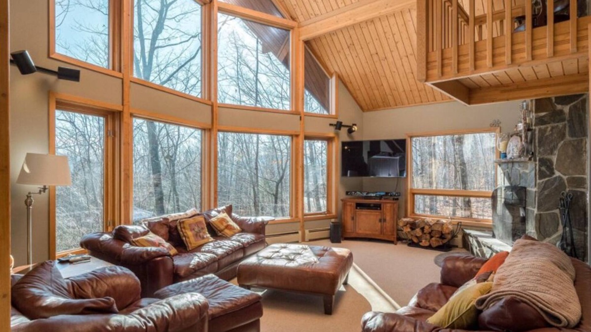 Sunday River Area House | Beautiful Mountain Home - Next to Sunday River