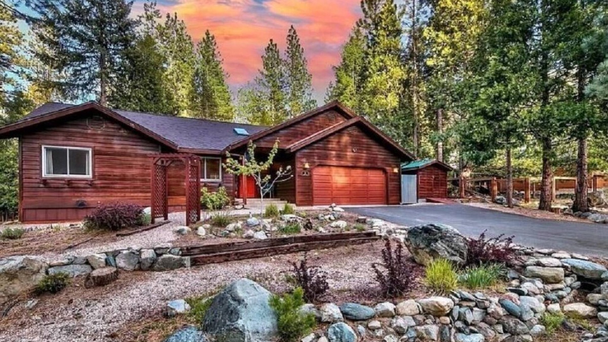 Graeagle Cabin | Beautiful Mountain Retreat in Graeagle!