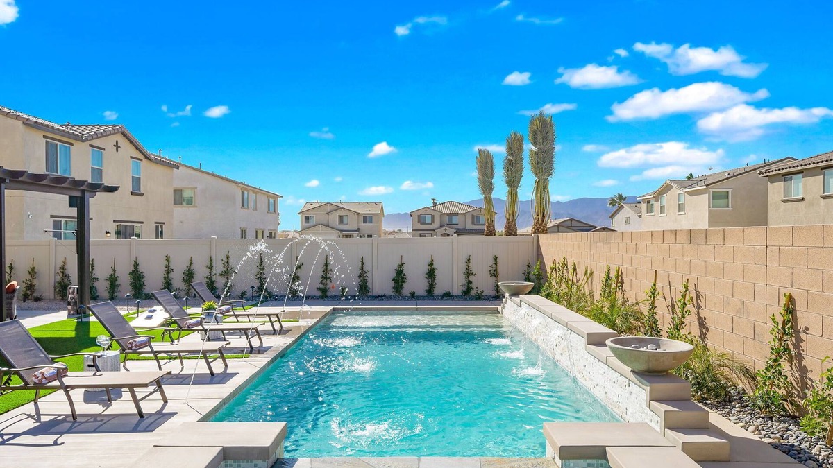 Coachella House | Beautiful New Casa Cadiz- Best of the Best- 5 Star Resort Style Home