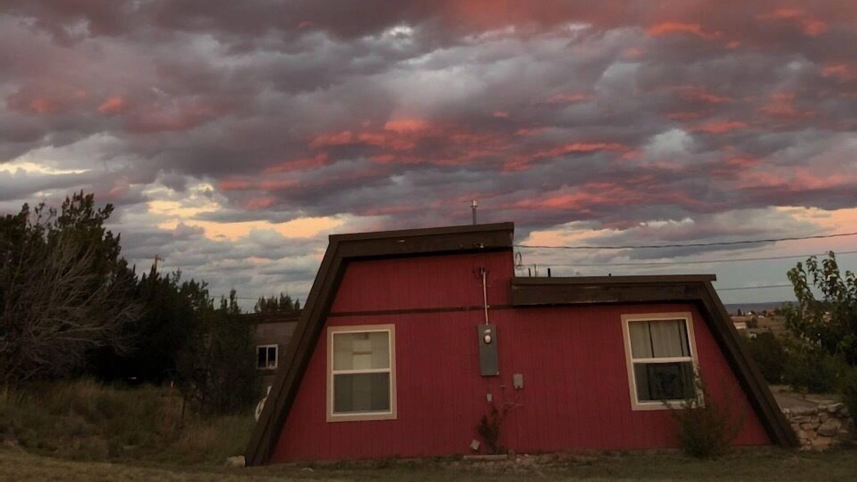 Edgewood House | Beautiful New Mexico Come and Experience True Enchantment