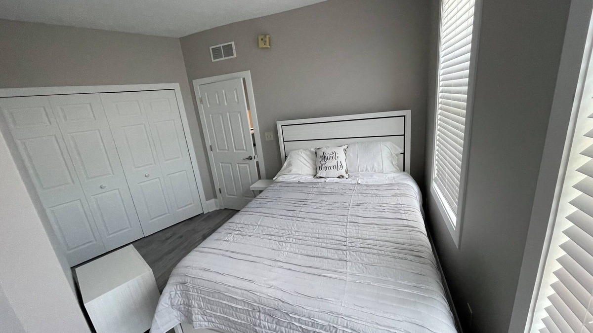 Cleveland Apartment | Beautiful Newly refurbished Apartment in Cleveland, Fully Furnished