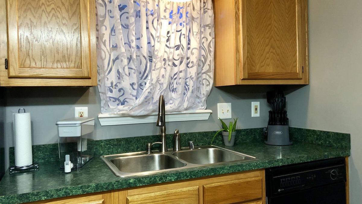 Buechel House | Beautiful Newly Remodeled Home, perfect for your weekend getaway!