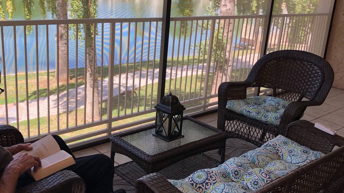 Desert Shores Condo | Beautiful, Newly remodeled 3 bedroom Lakefront, Heated Pool & Spa, Free Wi-Fi