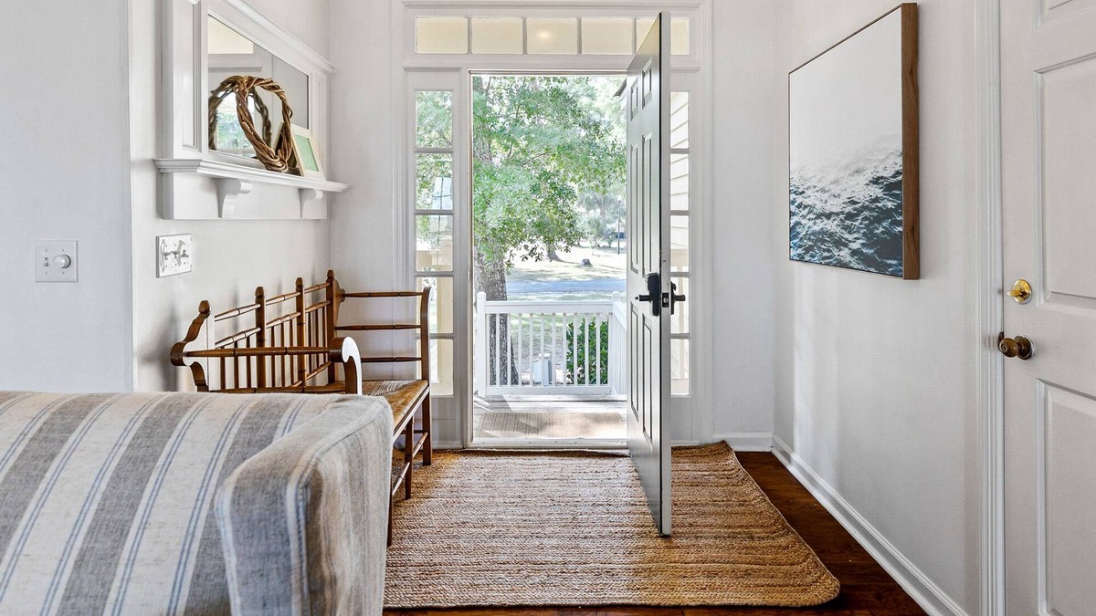 Melrose on the Beach Cottage | Beautiful Oceanfront 2bdr Coastal Cottage - Coastal Cottage