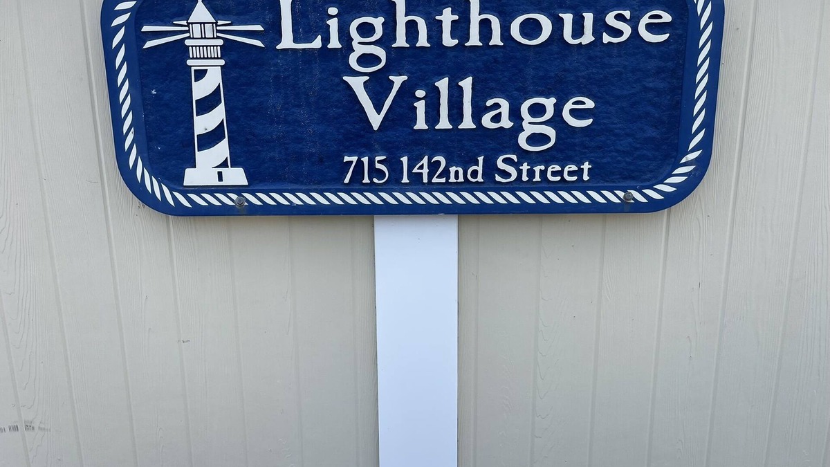 Caine Woods Condo | Beautiful Ocean City. MD Condo close to Delaware & Maryland Beaches