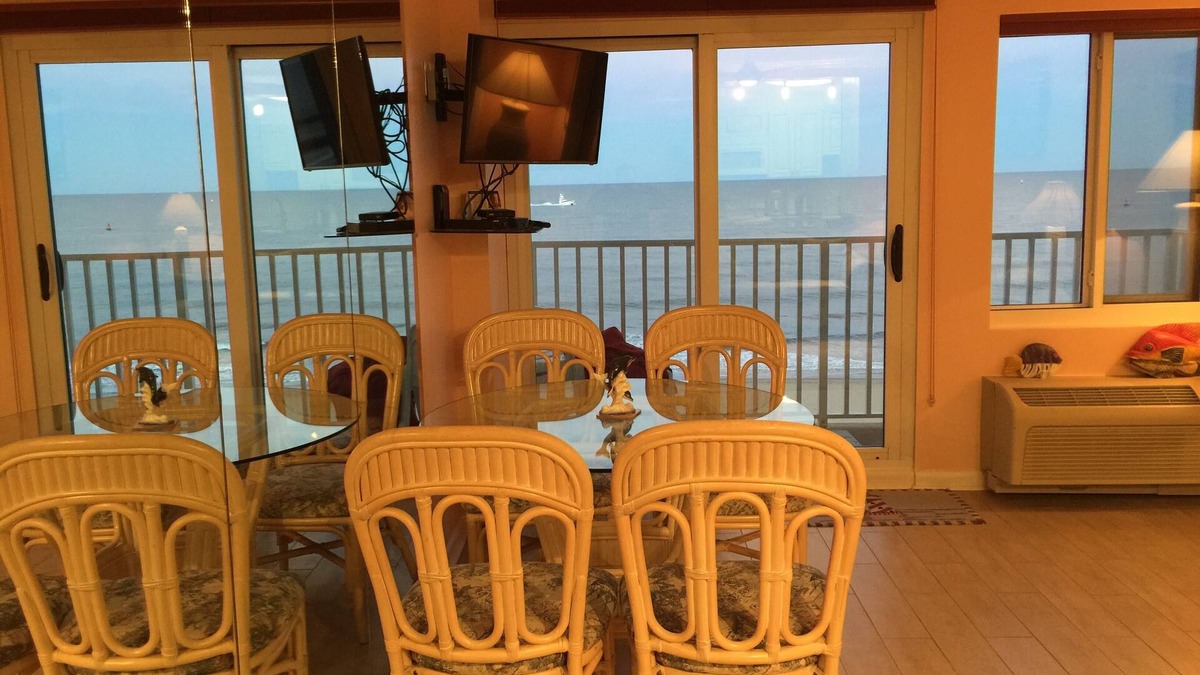 Northeast Virginia Beach Condo | -Beautiful Ocean Front Condo, Ocean View From Every Room, Pool+Roof Top Sundeck-