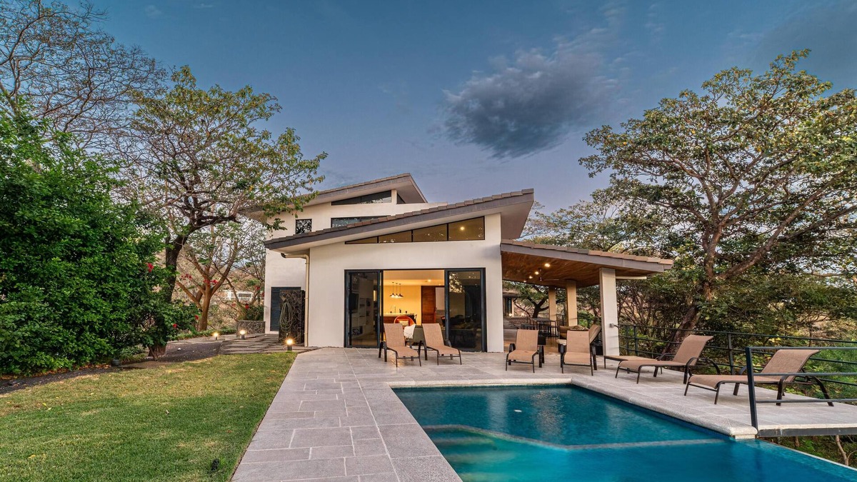 Playa Grande House | Beautiful ocean view home for large groups