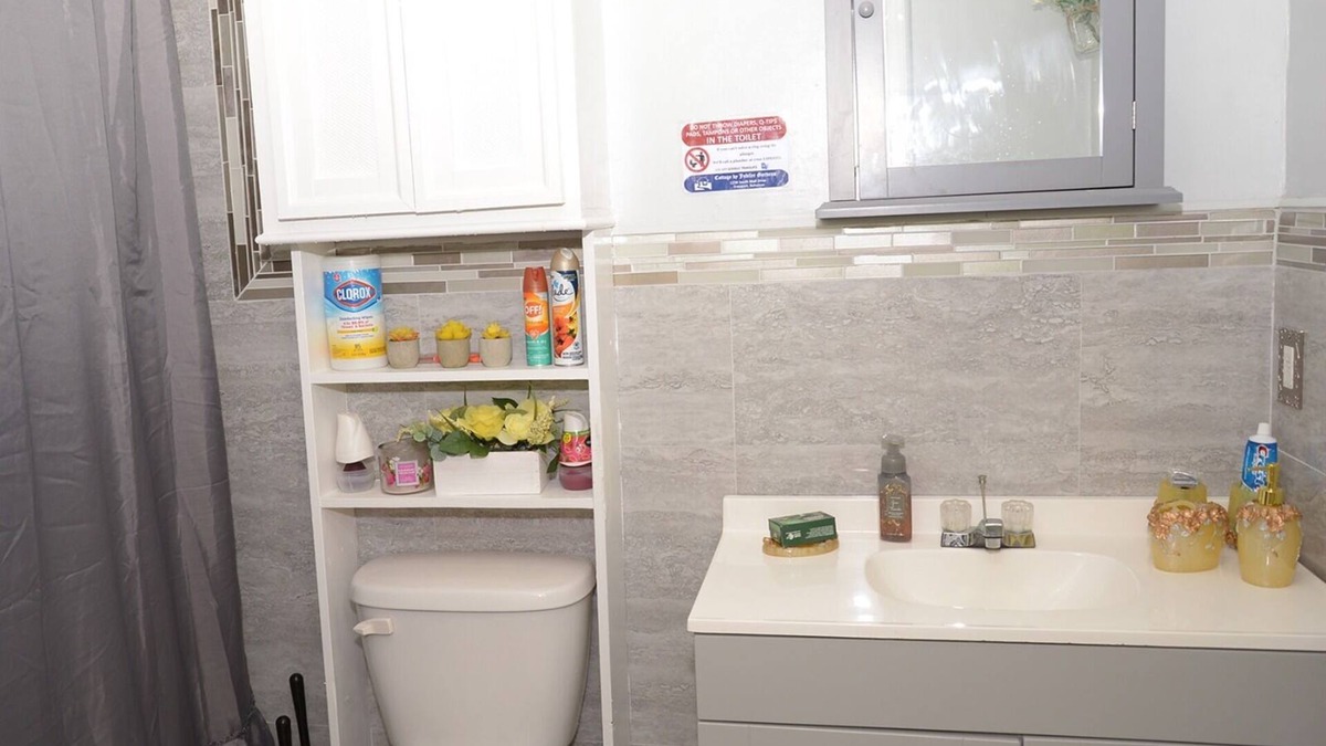 Bahamas Terrace Apartment | Beautiful One Bedroom Apartment Private with Free Parking and WiFi. Near beach