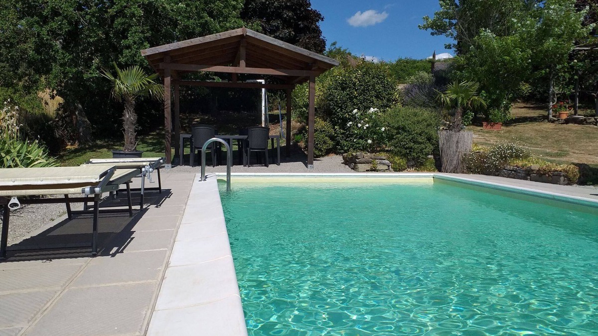 Pieve di Chio Villa | Beautiful private villa for 5 guests with WIFI, private pool, TV, terrace and pets allowed